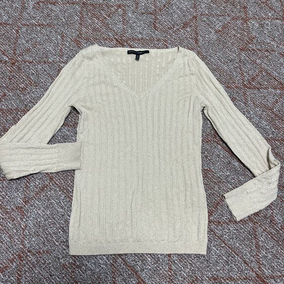 WHITE HOUSE BLACK MARKET Women's Gold Metallic Scoop-Neck Sweater Medium - Picture 1 of 5